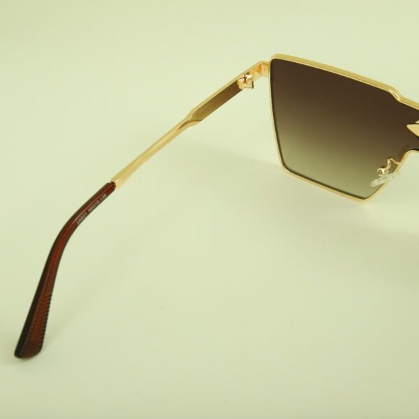 Black Wayfarer Full Rim Metal Unisex Sunglasses - Image 5