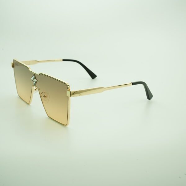 Black Wayfarer Full Rim Metal Unisex Sunglasses - Image 4